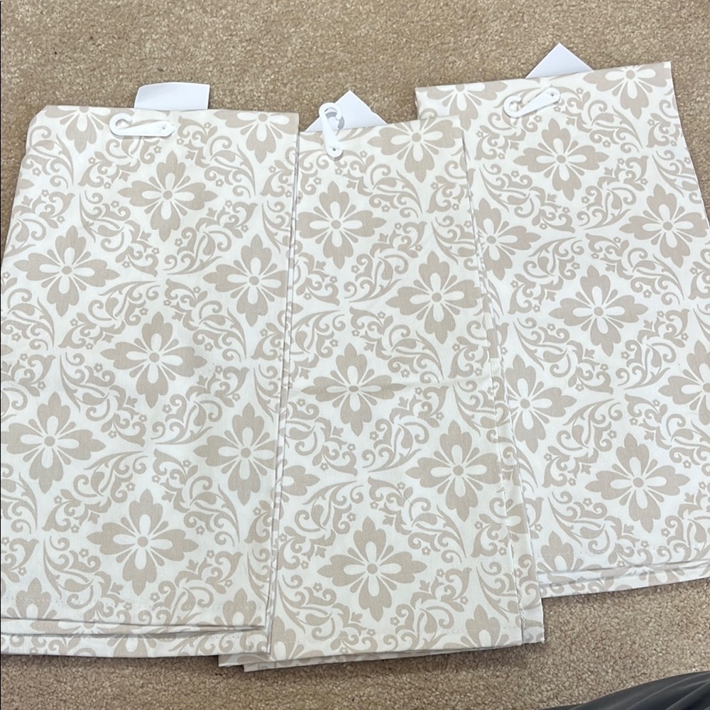 Nwt. Brown Rabbit Print Tea Towels set of 3 - Picture 9 of 9